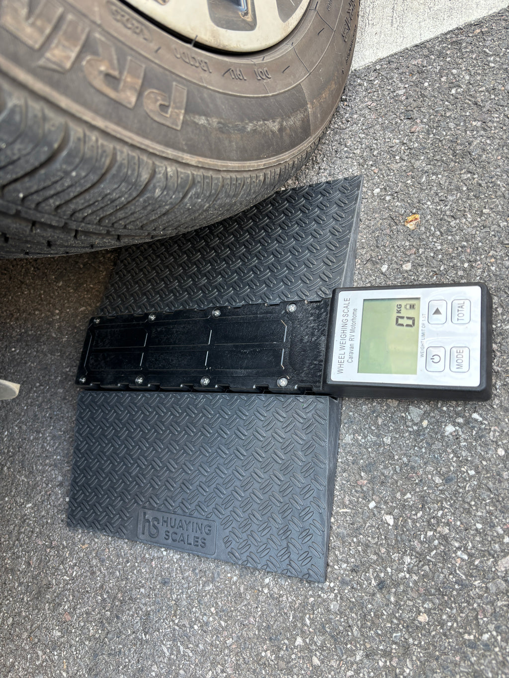 Wheel Weighing Scale for Caravan RV Motorhome, 1500kg Portable Wheel Scale with LCD Display, USB-C Rechargeable