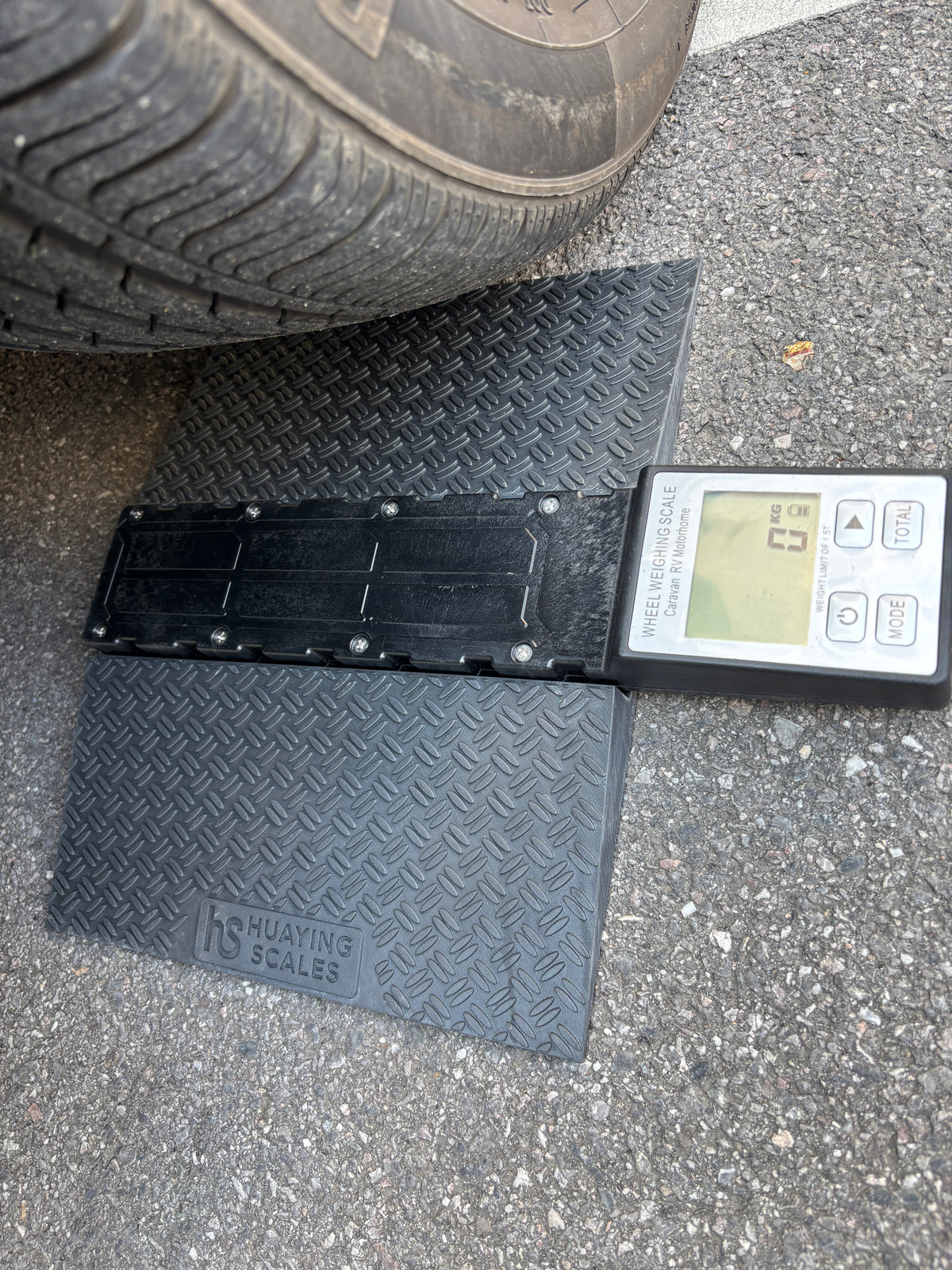 Digital LCD Wheel Weight Scale With APP 1kg Accuracy 1500KG Capacity Yellow 4WD Camper Motorhome RV Vehicle Load Scale OEM